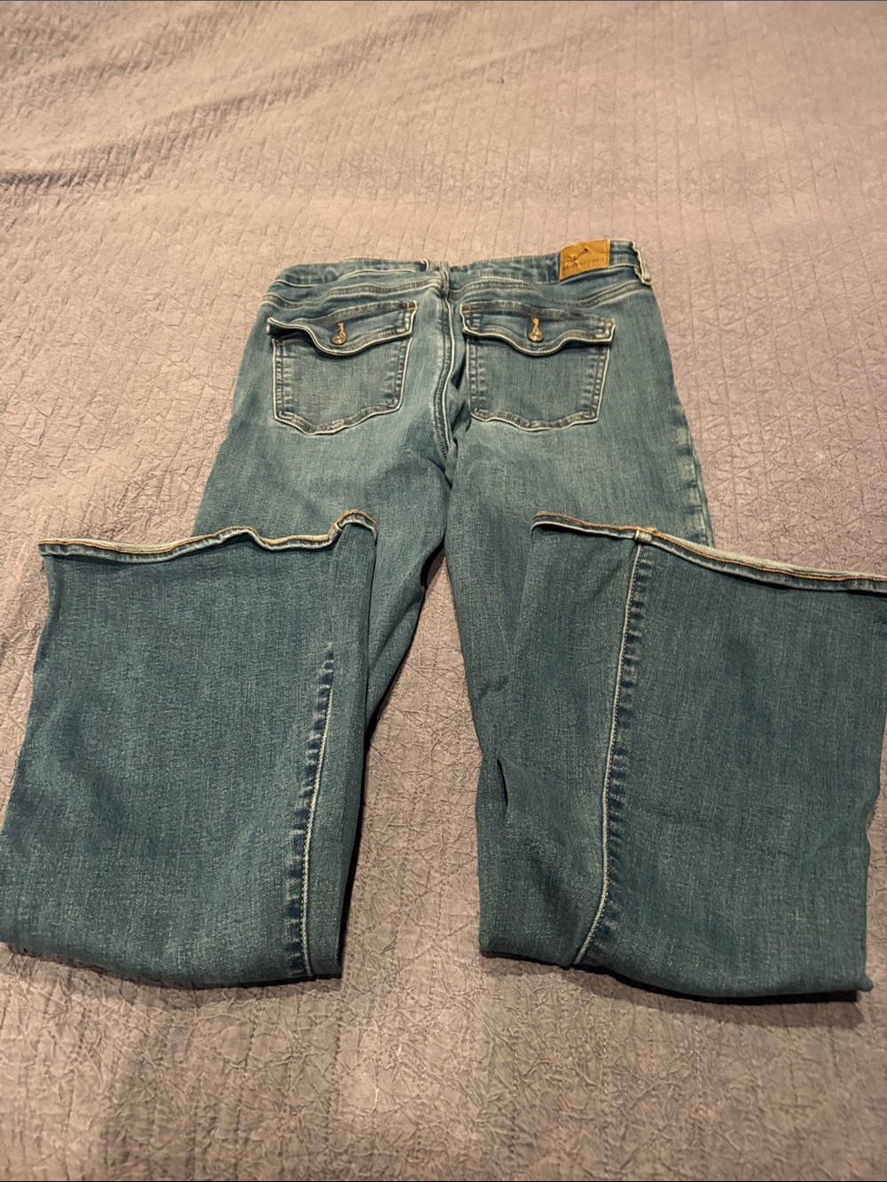 American Eagle Outfitters Blue Flare Jeans next level stretch - Picture 4 of 4